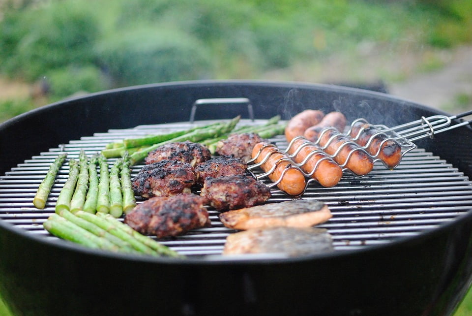 How to Choose the Best Digital Meat Thermometer for Grilling Taste Insight