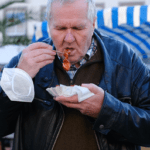 7 Practical Tips to Help Someone with Dementia to Eat More