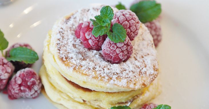 Top 5 Delicious, Sweet, and Easy Breakfast Ideas to Treat Yourself